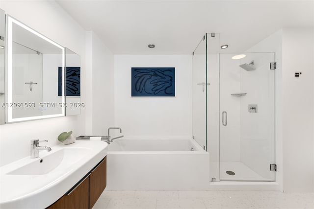 6799 Collins Ave LPH02, Miami Beach, FL 33141