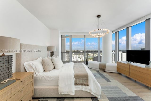 6799 Collins Ave LPH02, Miami Beach, FL 33141