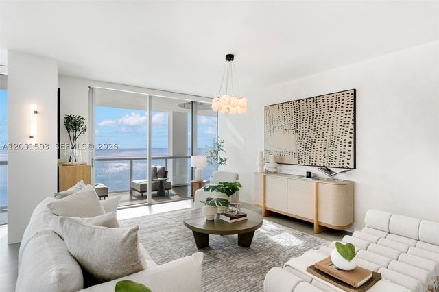 6799 Collins Ave LPH02, Miami Beach, FL 33141