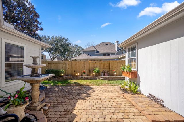 3703 Pelican Lake Drive, Richmond, TX 77406