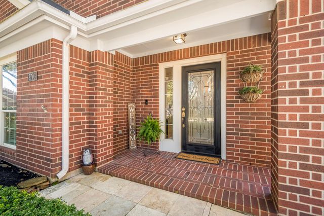 3703 Pelican Lake Drive, Richmond, TX 77406