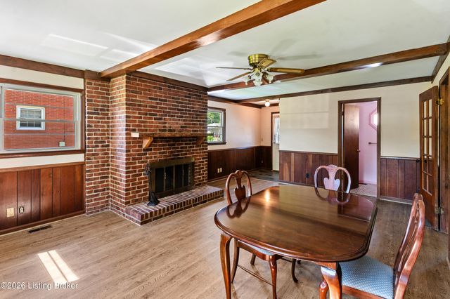 4902 Kay Ave, Jeffersontown, KY 40299