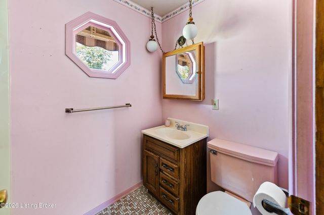 4902 Kay Ave, Jeffersontown, KY 40299