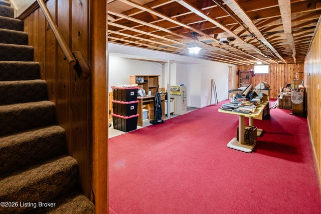 4902 Kay Ave, Jeffersontown, KY 40299
