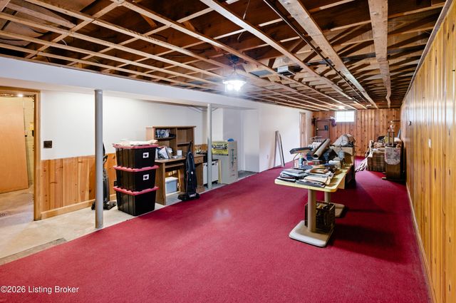 4902 Kay Ave, Jeffersontown, KY 40299