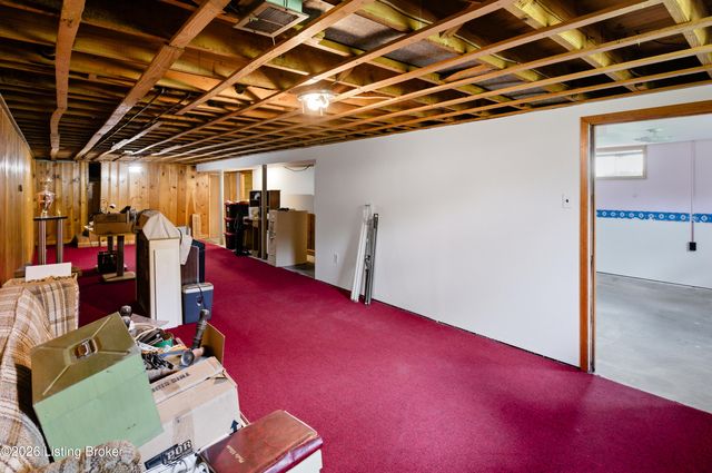 4902 Kay Ave, Jeffersontown, KY 40299
