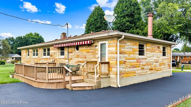 4902 Kay Ave, Jeffersontown, KY 40299