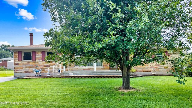 4902 Kay Ave, Jeffersontown, KY 40299