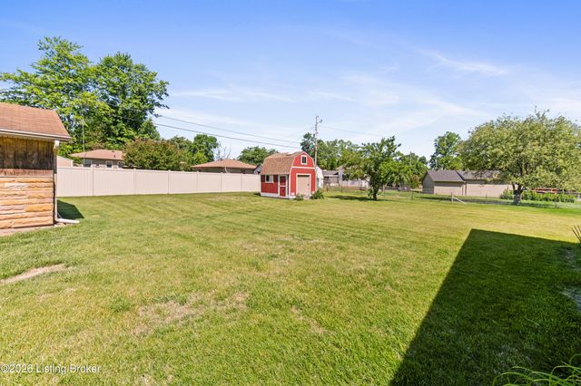 4902 Kay Ave, Jeffersontown, KY 40299