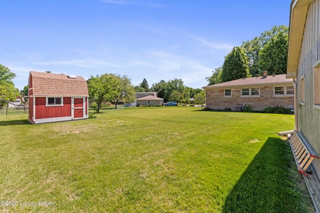 4902 Kay Ave, Jeffersontown, KY 40299