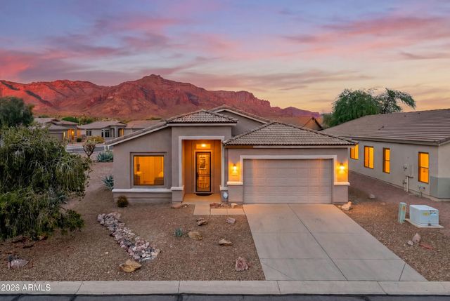 4237 S PONY RIDER Trail, Gold Canyon, AZ 85118