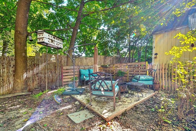 203 Lakeview Ave, Tyngsborough, MA 01879
