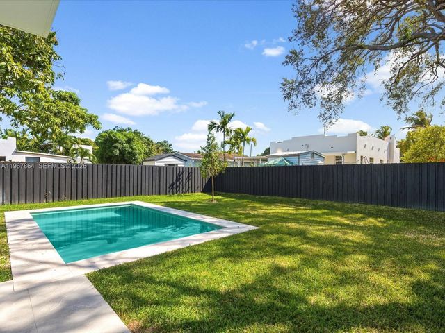 2606 SW 19th St, Miami, FL 33145