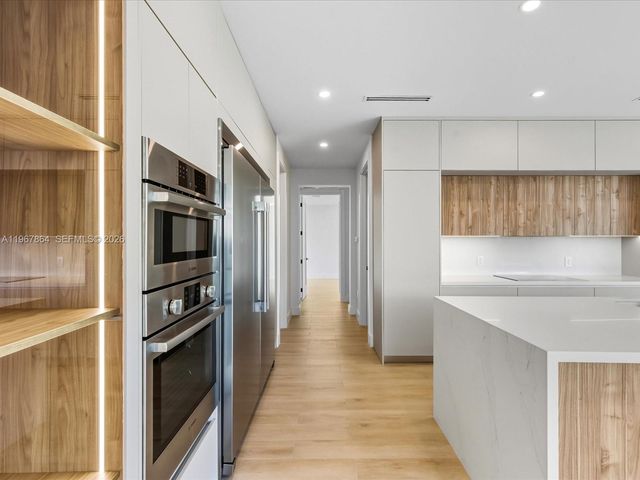 2606 SW 19th St, Miami, FL 33145