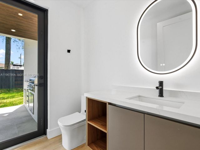 2606 SW 19th St, Miami, FL 33145