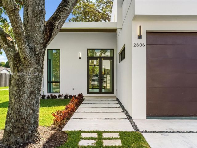 2606 SW 19th St, Miami, FL 33145