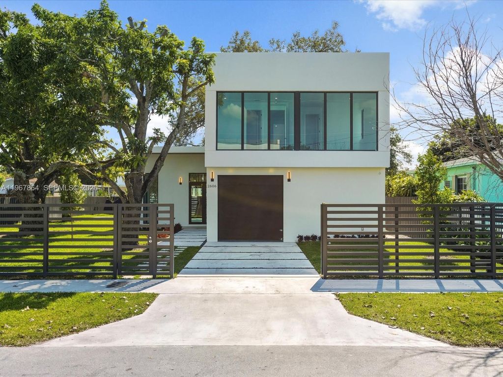 2606 SW 19th St, Miami, FL 33145