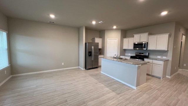 905 INGALLS PARK Lane, Fort Worth, TX 76131