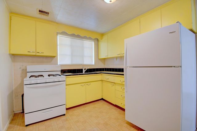 3401 Alvarado Drive NE, Albuquerque, NM 87110