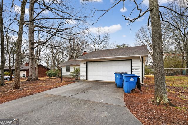 1004 Fairview Road, Ellenwood, GA 30294