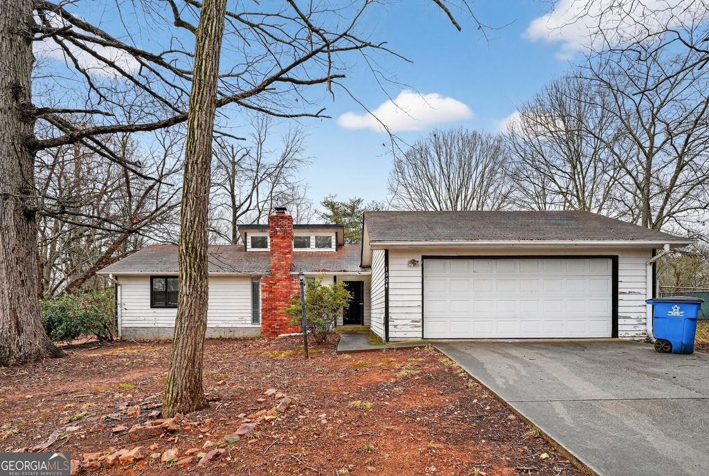 1004 Fairview Road, Ellenwood, GA 30294