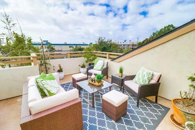 1147 Hornblend Street, San Diego, CA 92109