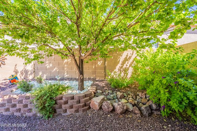 60890 E Eagle Heights Drive, Tucson, AZ 85739