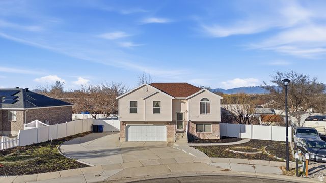 7522 W TAM DR, Magna, UT 84044