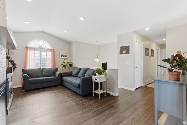 7522 W TAM DR, Magna, UT 84044