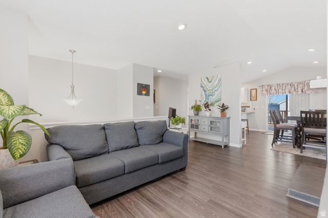 7522 W TAM DR, Magna, UT 84044