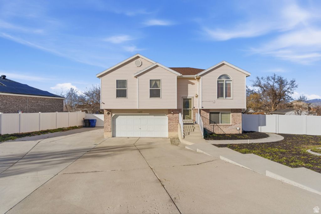 7522 W TAM DR, Magna, UT 84044