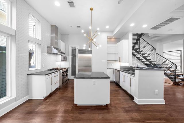 1822 Brun Street, Houston, TX 77019