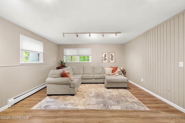 97 Beacon Hill Road, Califon, NJ 07830