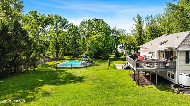97 Beacon Hill Road, Califon, NJ 07830