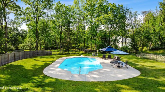 97 Beacon Hill Road, Califon, NJ 07830