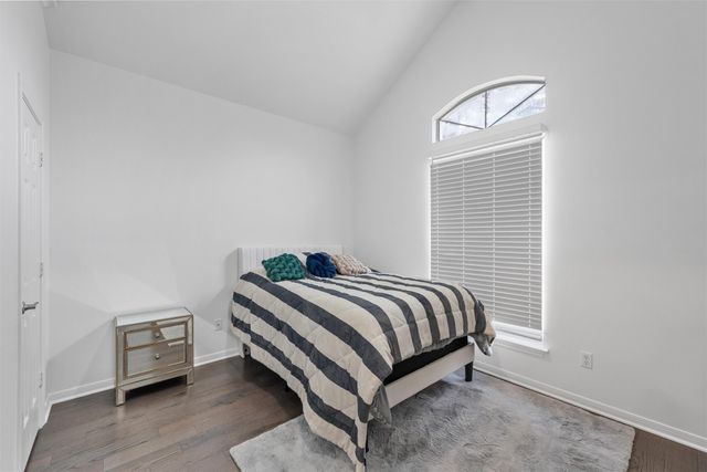 840 Country Lane Drive, Mcgregor, TX 76657