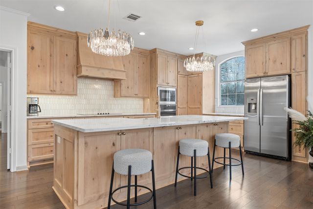 840 Country Lane Drive, Mcgregor, TX 76657