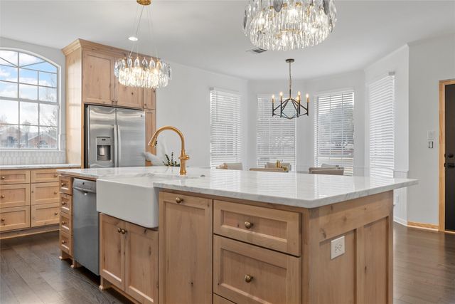 840 Country Lane Drive, Mcgregor, TX 76657