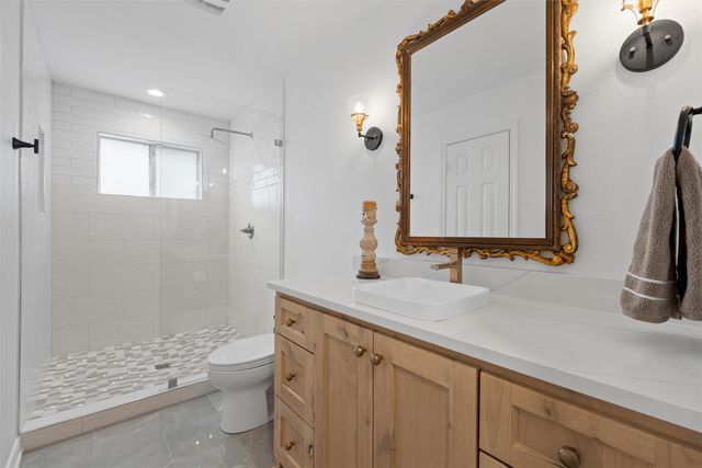 840 Country Lane Drive, Mcgregor, TX 76657