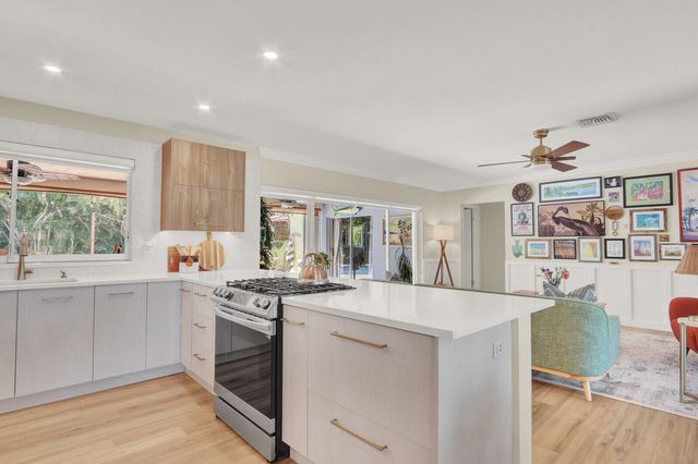 225 Orange Tree Drive, Atlantis, FL 33462