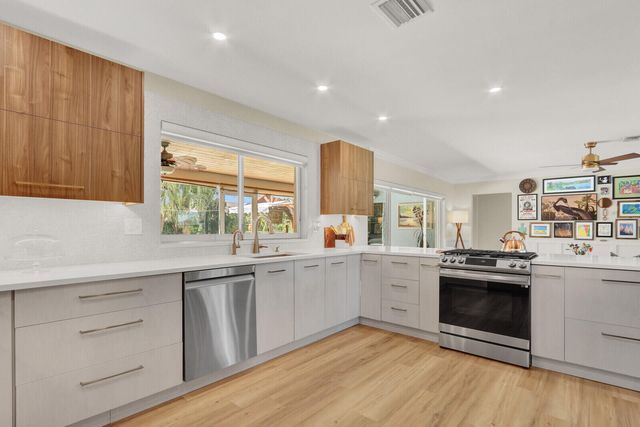 225 Orange Tree Drive, Atlantis, FL 33462