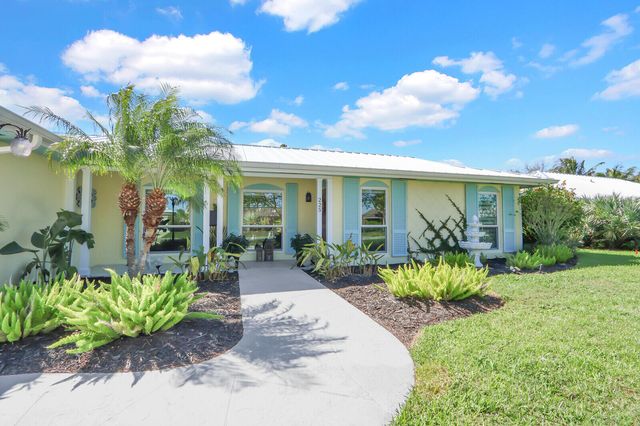 225 Orange Tree Drive, Atlantis, FL 33462