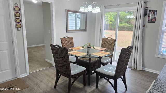 108 Willowbend Drive, Burgaw, NC 28425