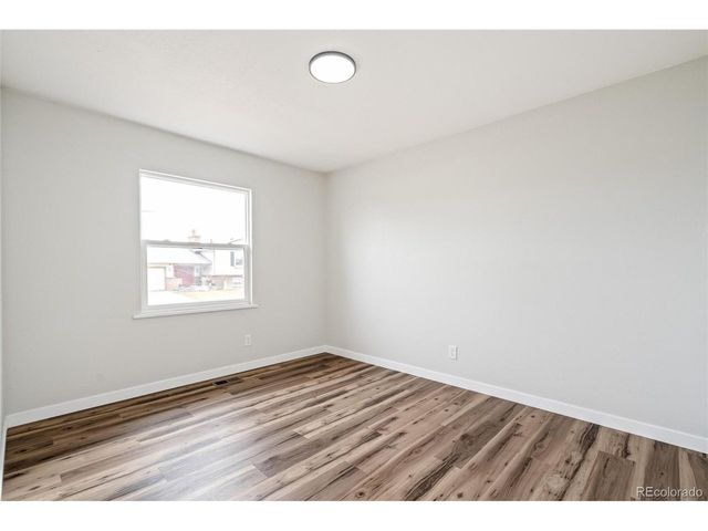 4655 E 128th Pl, Thornton, CO 80241