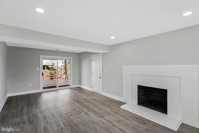 12016 TROSSACK RD, Herndon, VA 20170