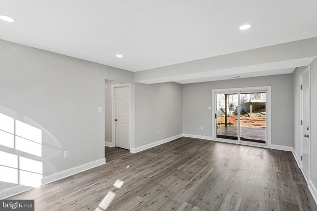 12016 TROSSACK RD, Herndon, VA 20170