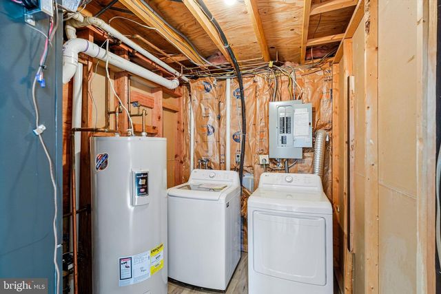 12016 TROSSACK RD, Herndon, VA 20170