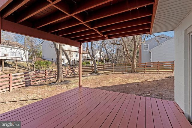 12016 TROSSACK RD, Herndon, VA 20170