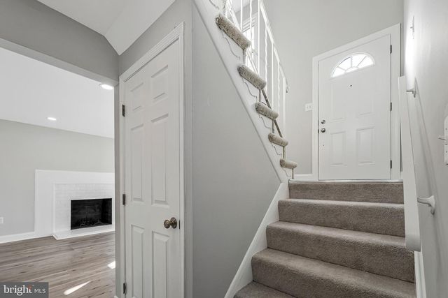 12016 TROSSACK RD, Herndon, VA 20170