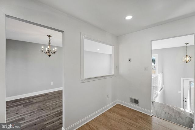 12016 TROSSACK RD, Herndon, VA 20170